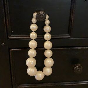 Banana Republic Jewelry - Oversized Pearl necklace Banana Republic Banana Republic Jewelry - Oversized Pearl necklace Banana Republic